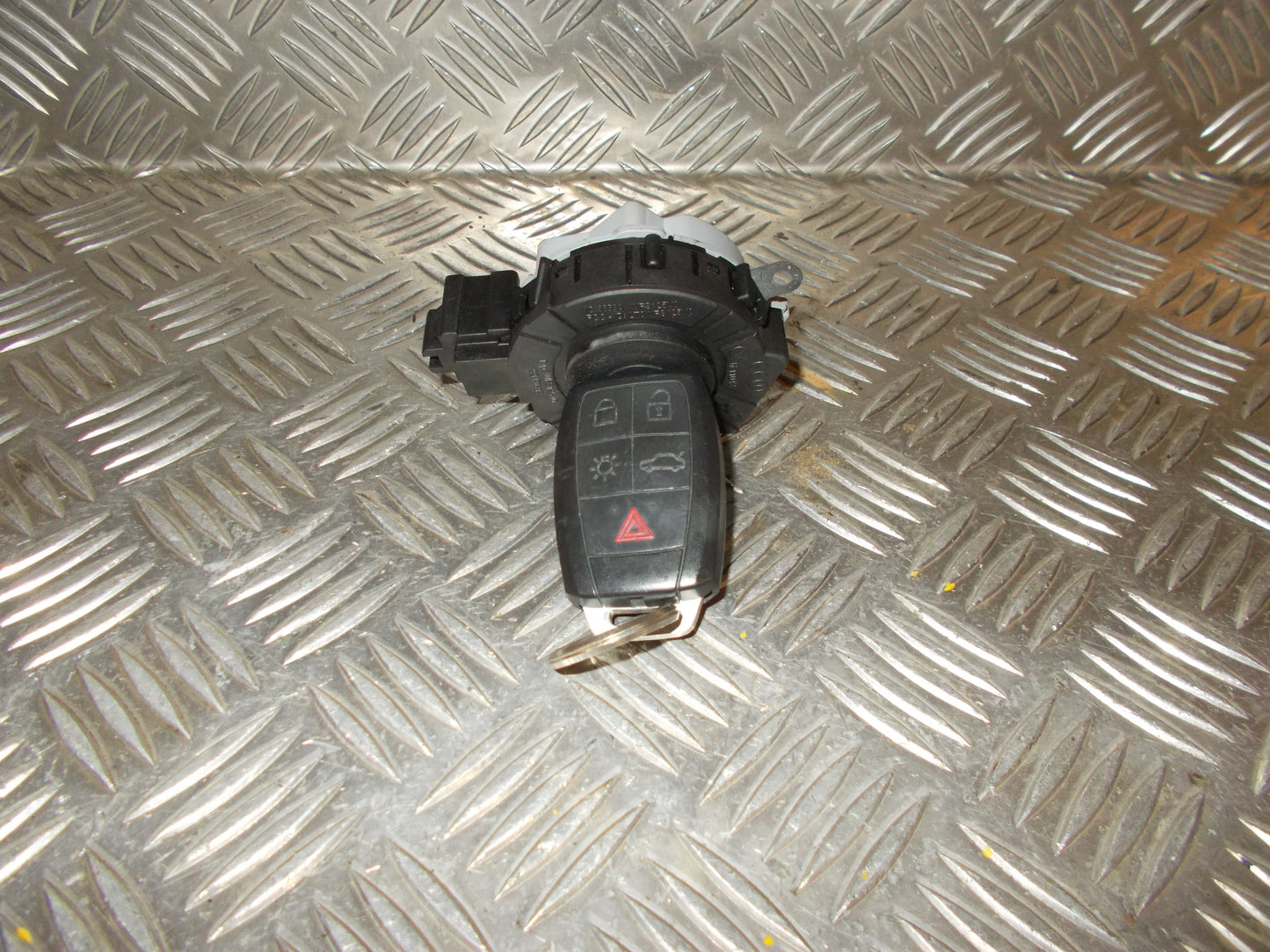 Volvo S40/V50 Ratlås Med OEM Nr. 31252481 Fra Volvo Ophugger