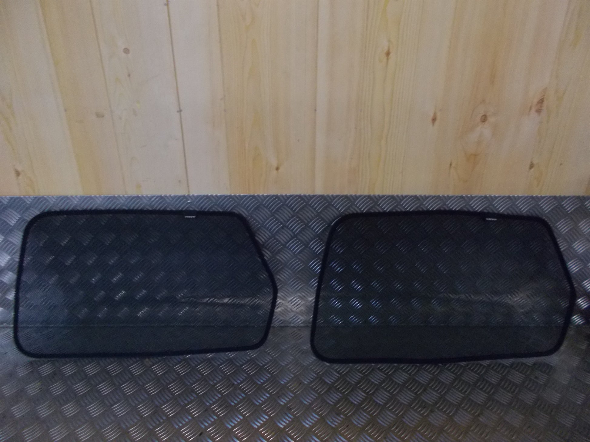 Volvo S40/V50 Solskærm Med OEM Nr. Ophugger Fra Volvo Ophugger