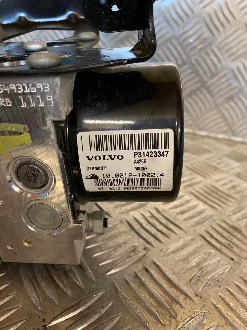 Volvo V70 ABS Pumpe Med OEM Nr. P31423347 Fra Volvo Ophugger