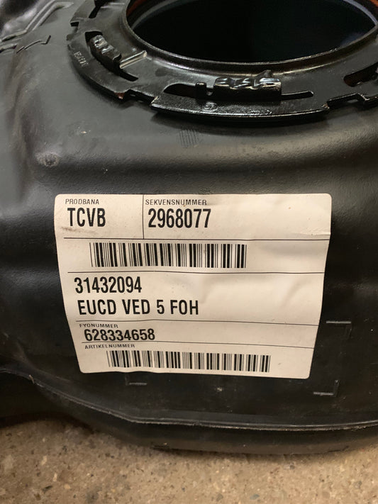 Volvo V70 Tank Med OEM Nr. 31432094 Fra Volvo Ophugger