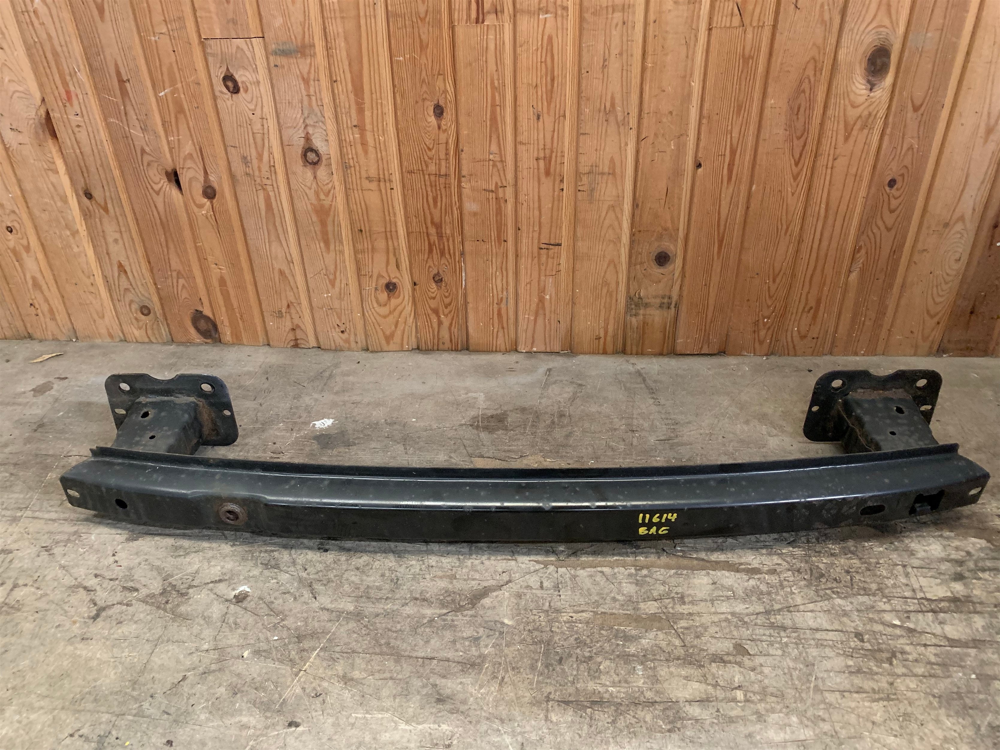 Ford C-Max 2 Bagkofanger Rå Med OEM Nr. AM51U403C94AA Fra Ford Ophugger