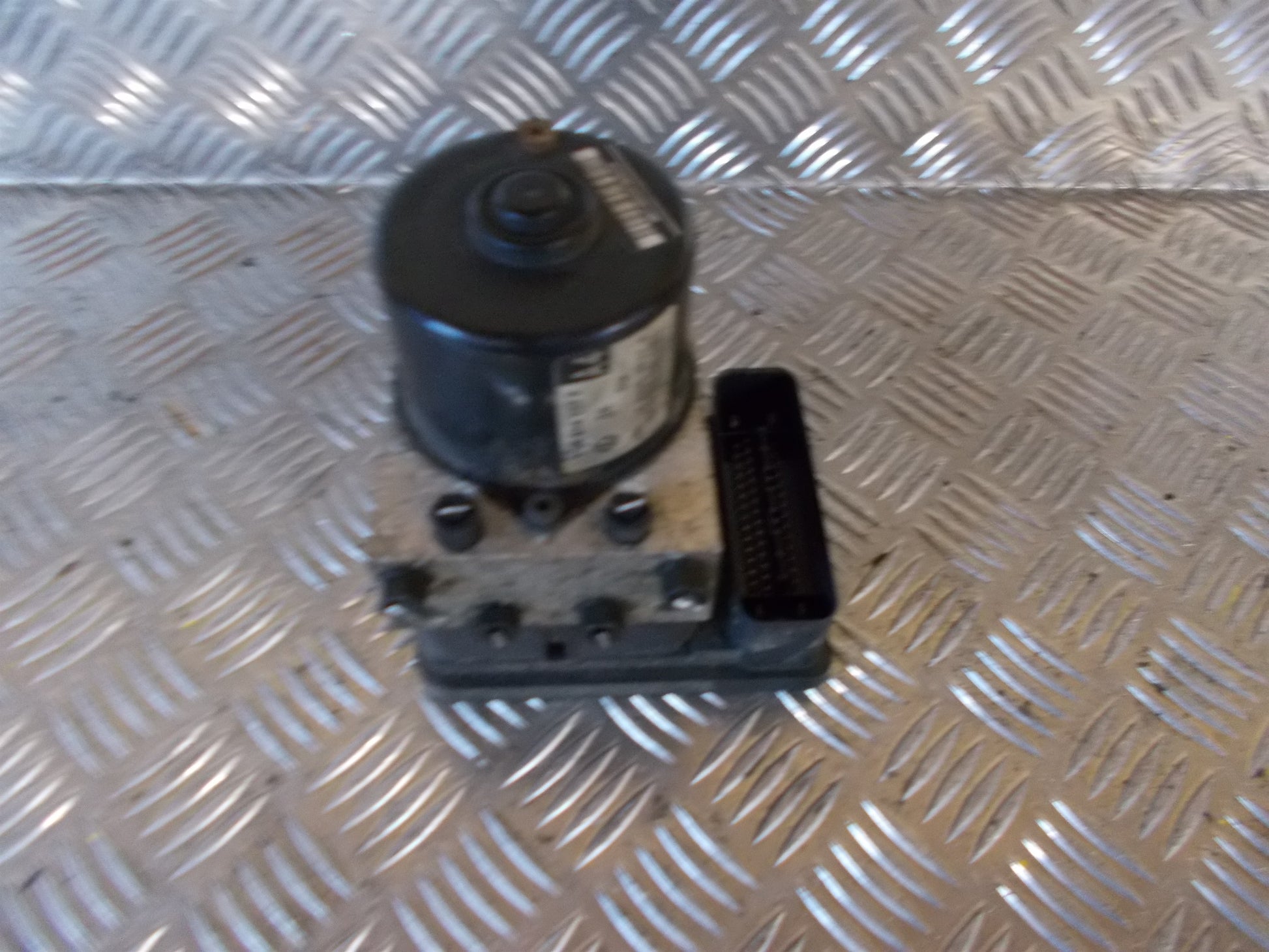 Seat Leon ABS Pumpe Med OEM Nr. 1CO907379J Fra Seat Ophugger