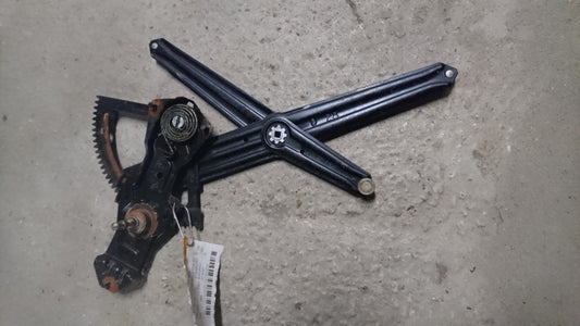 Peugeot 205 Rudemotor - Rudehejs Med OEM Nr. Ophugger Fra Peugeot Ophugger