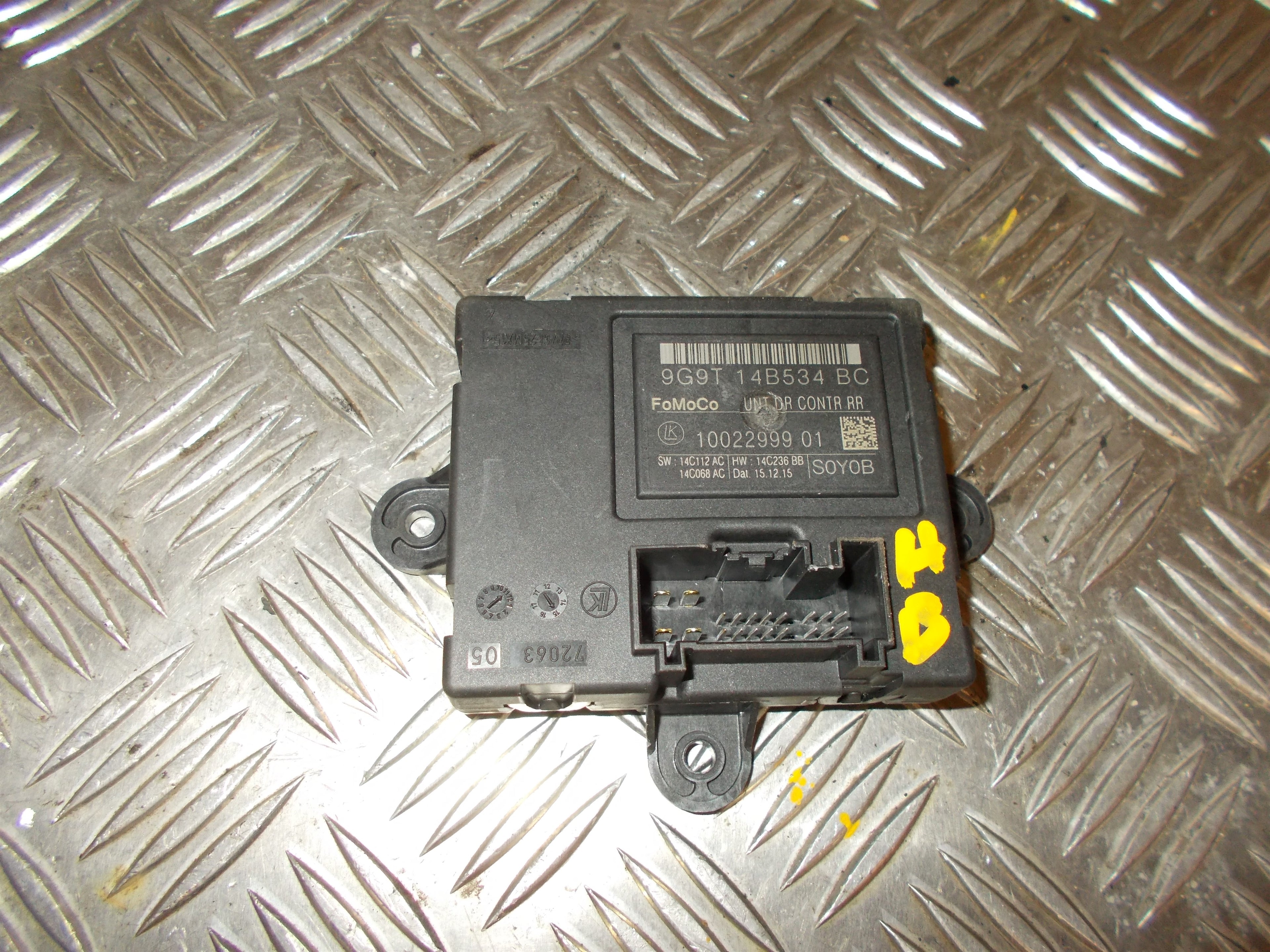 Volvo V70 Bcm / Komfortkomputer Med OEM Nr. 9G9T14B534BC Fra Volvo Ophugger