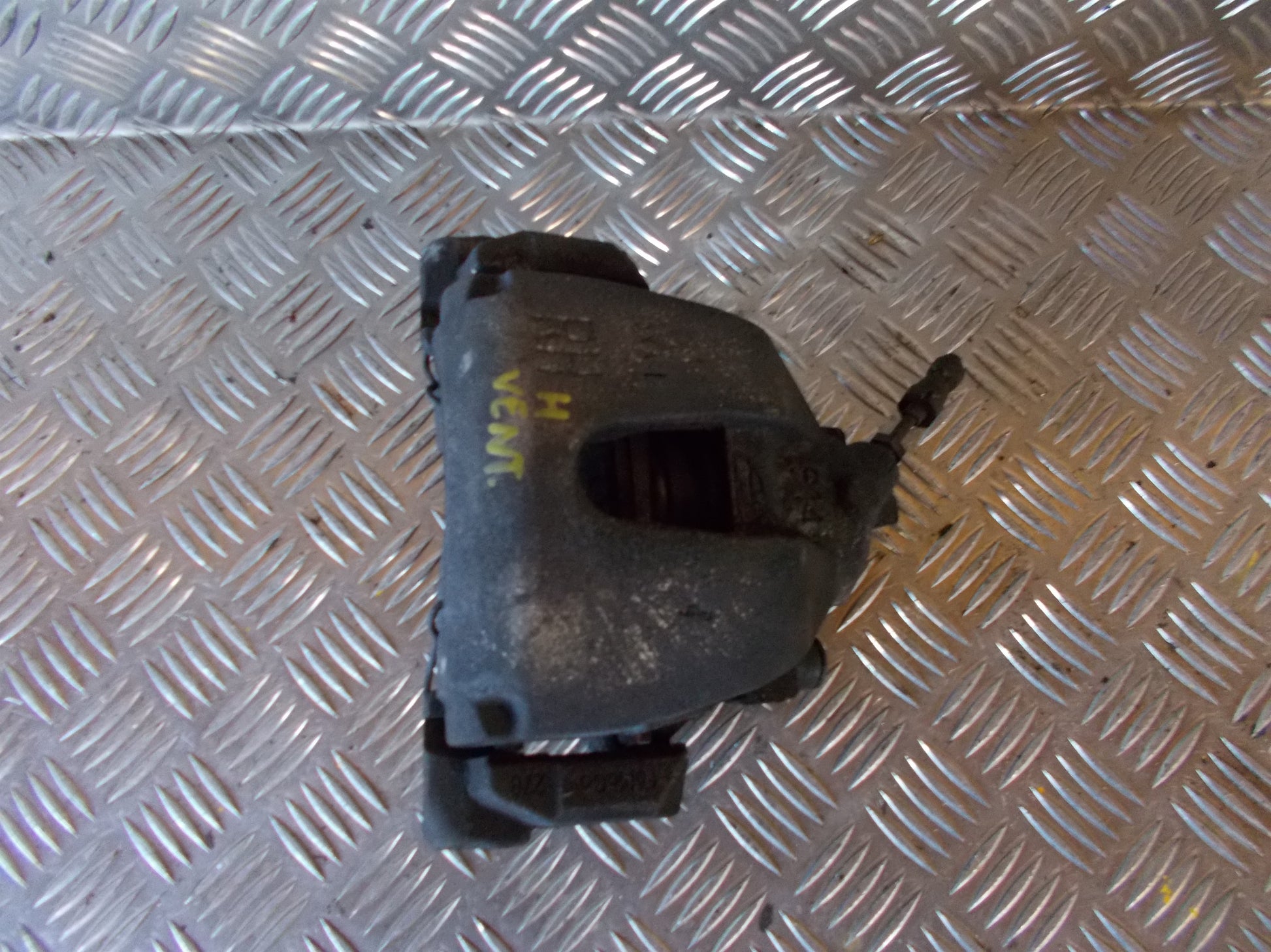 Ford C‑Max 2 Bremsekaliber HF Med OEM Nr. Ophugger Fra Ford Ophugger