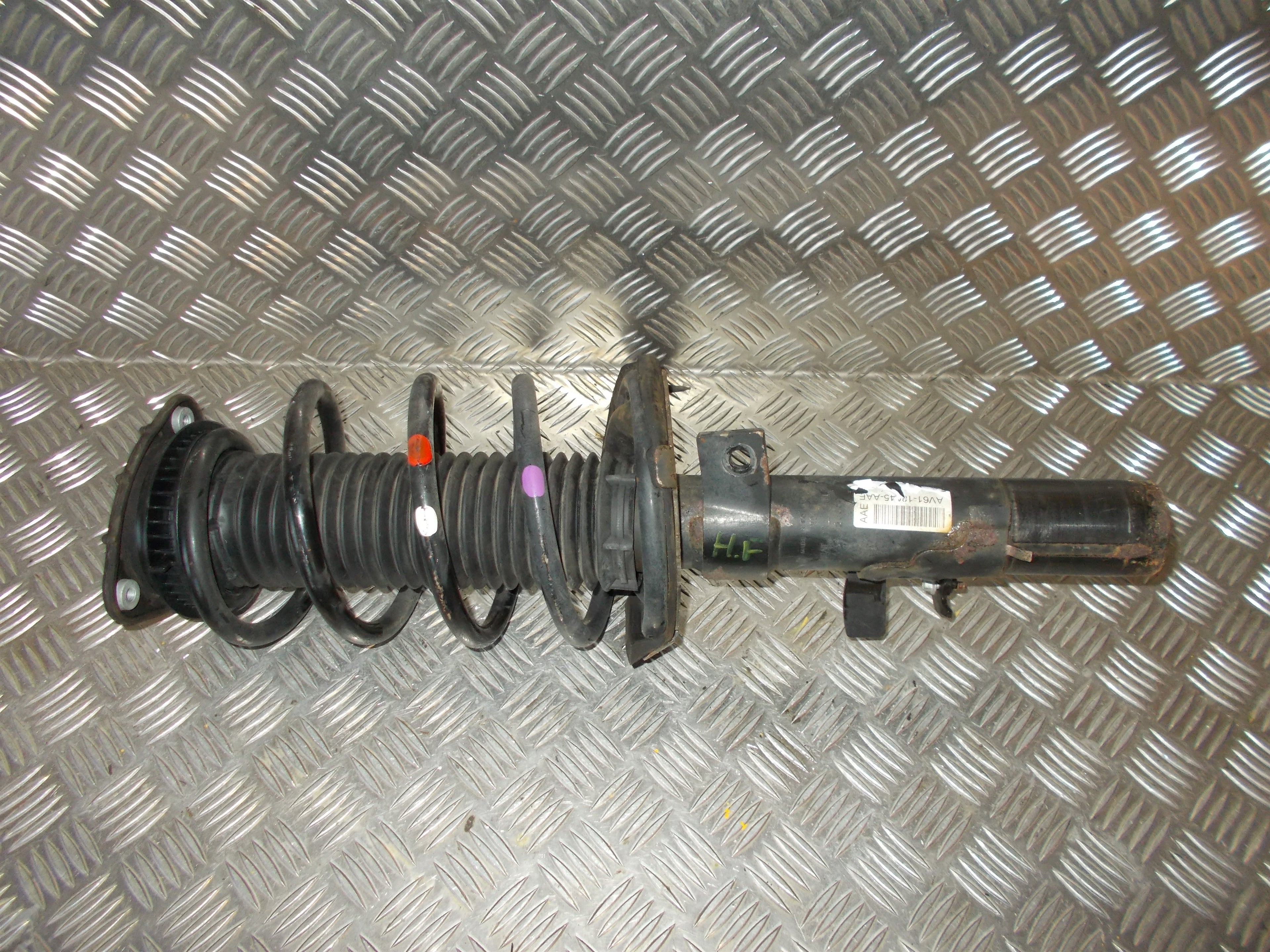 Ford C-Max 2 Fjederben For H Med OEM Nr. AV6118045AAF Fra Ford Ophugger