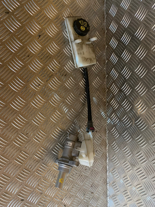 Ford C‑Max 2 Bremsehovedcylinder Med OEM Nr. Ophugger Fra Ford Ophugger