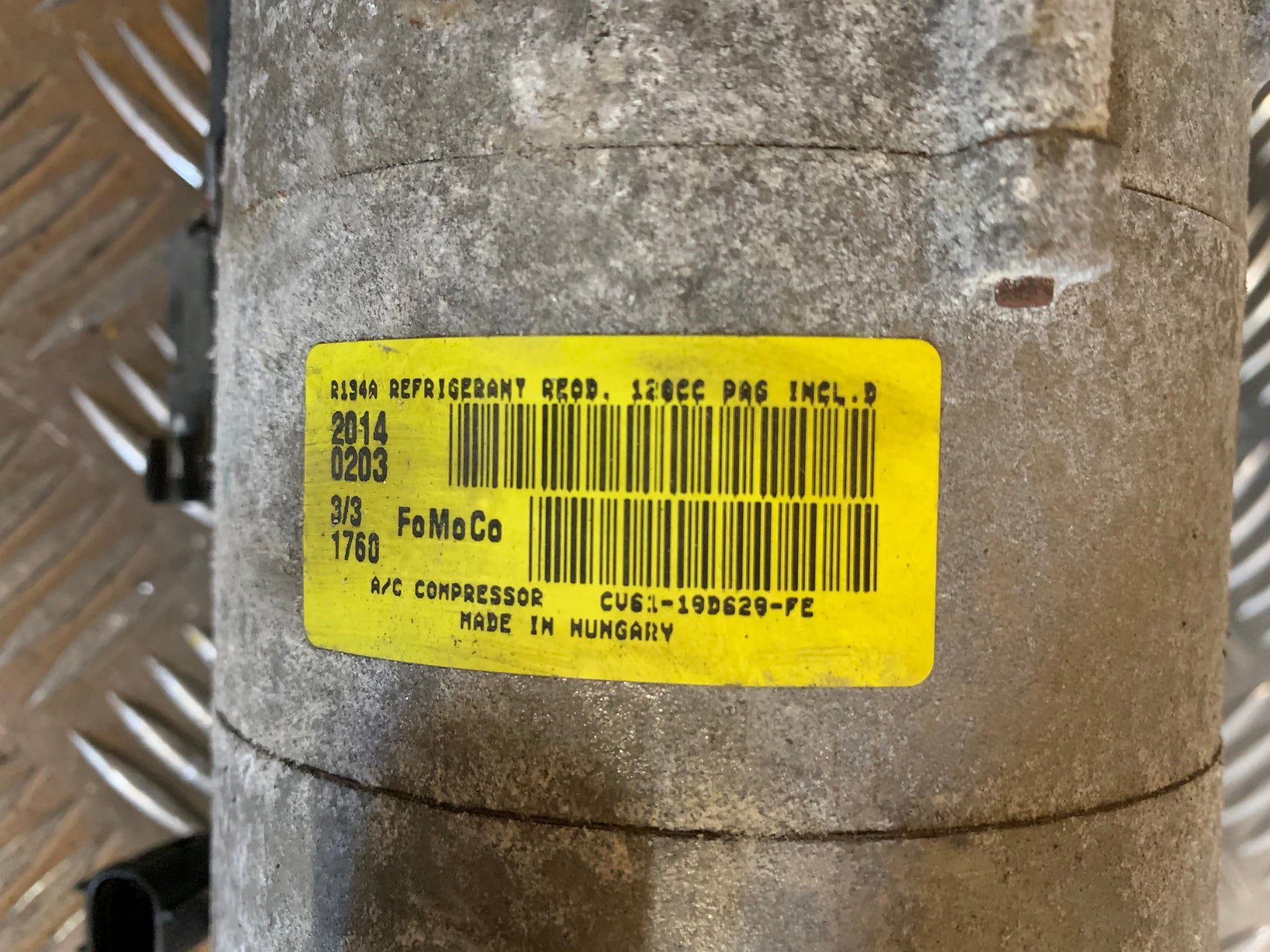 Ford C‑Max 2 Aircondition Pumpe Med OEM Nr. CU6119D629FE Fra Ford Ophugger