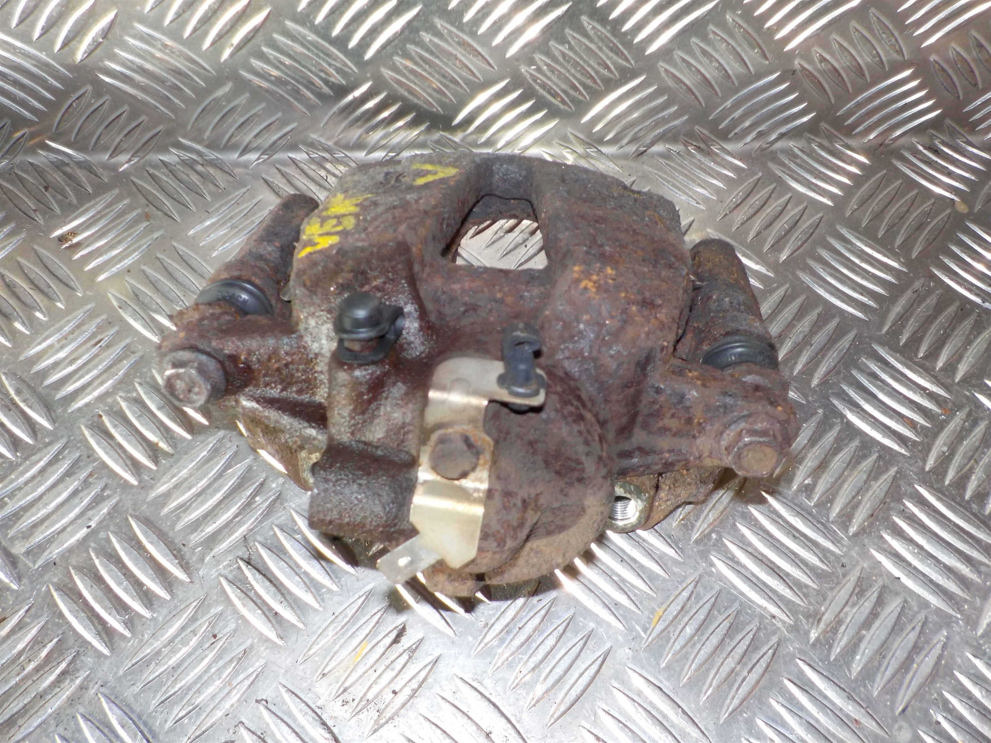Fiat Punto Evo Bremsekaliber Vf Med OEM Nr. Ophugger Fra Fiat Ophugger