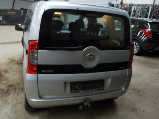 Fiat Fiorino Pluk-Selv-Bil Med OEM Nr. Ophugger Fra Fiat Ophugger