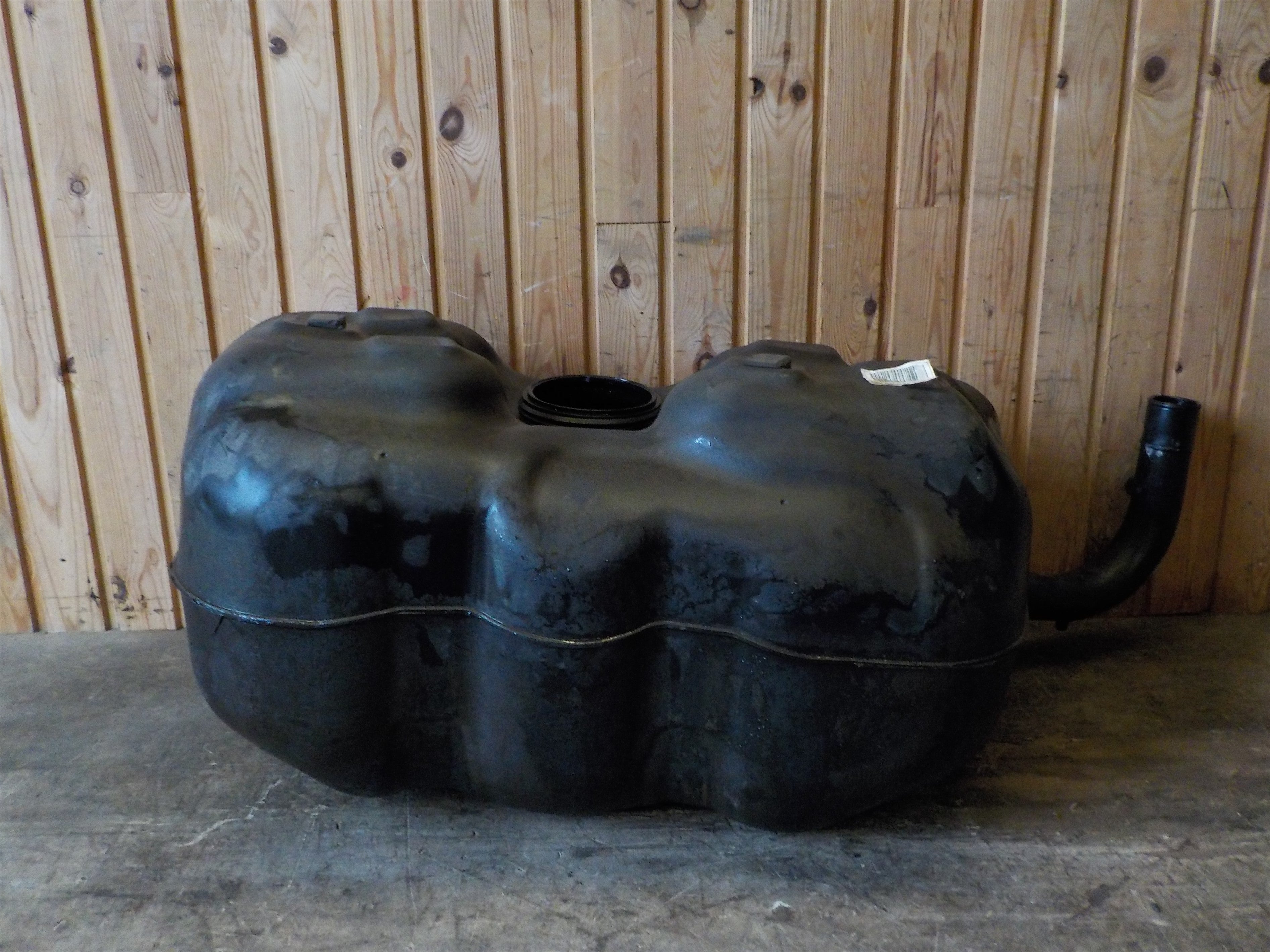 Fiat Ducato Tank Med OEM Nr. 1347732080 Fra Fiat Ophugger