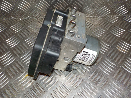 Fiat Fiorino Abs Pumpe Med OEM Nr. 51836901 Fra Fiat Ophugger