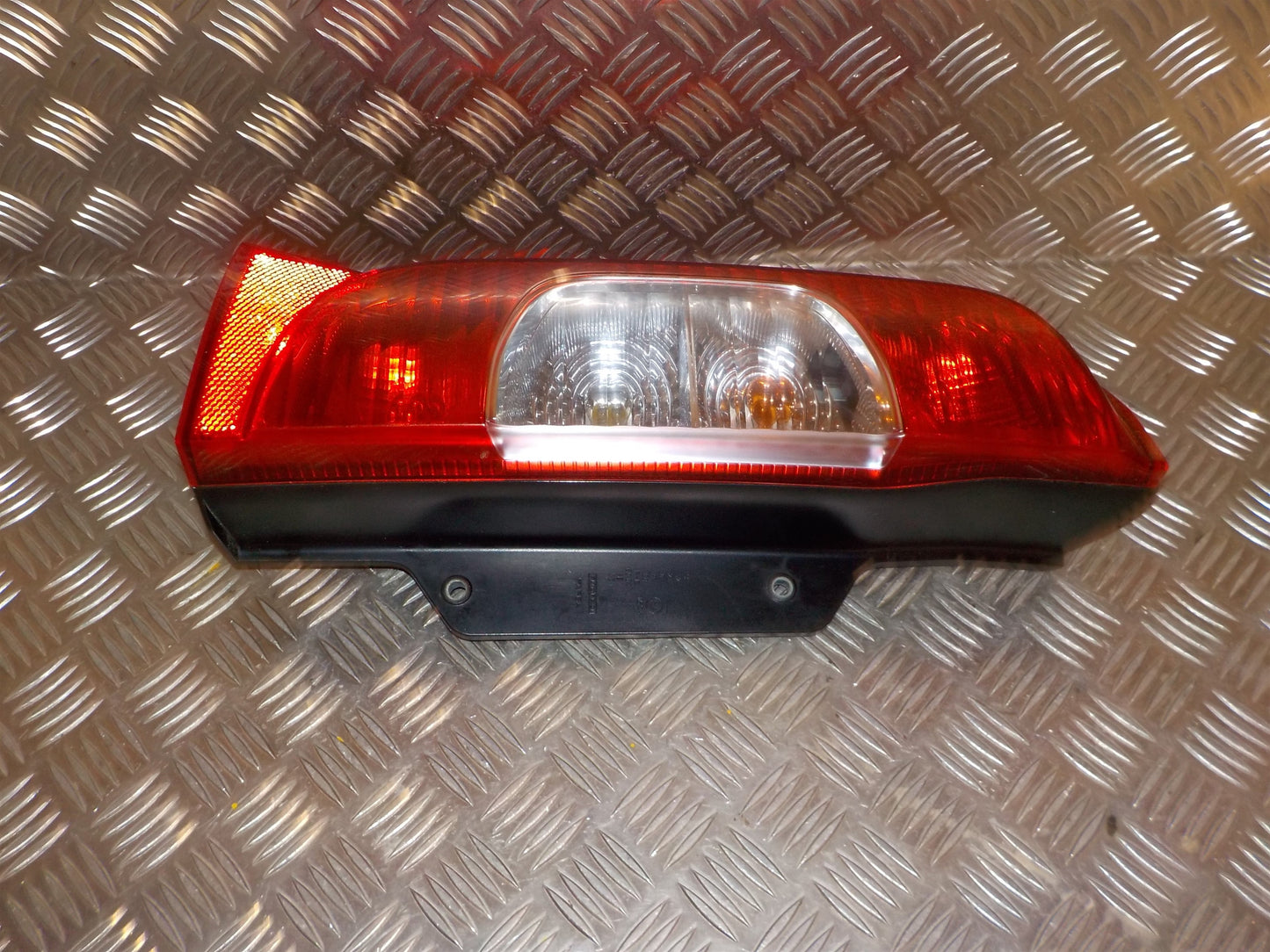 Fiat Fiorino Baglygte Med OEM Nr. Ophugger Fra Fiat Ophugger