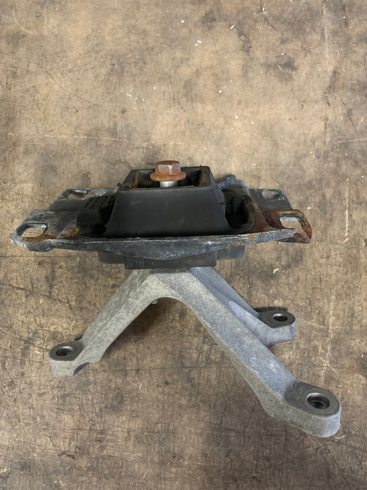 Ford C-Max 1 Gearkasseophæng Med OEM Nr. AV617M121BC Fra Ford Ophugger