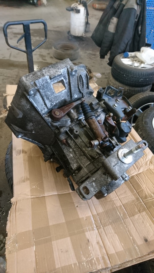Fiat Doblo Gearkasse 5 Trin Med OEM Nr. 71785554 Fra Fiat Ophugger