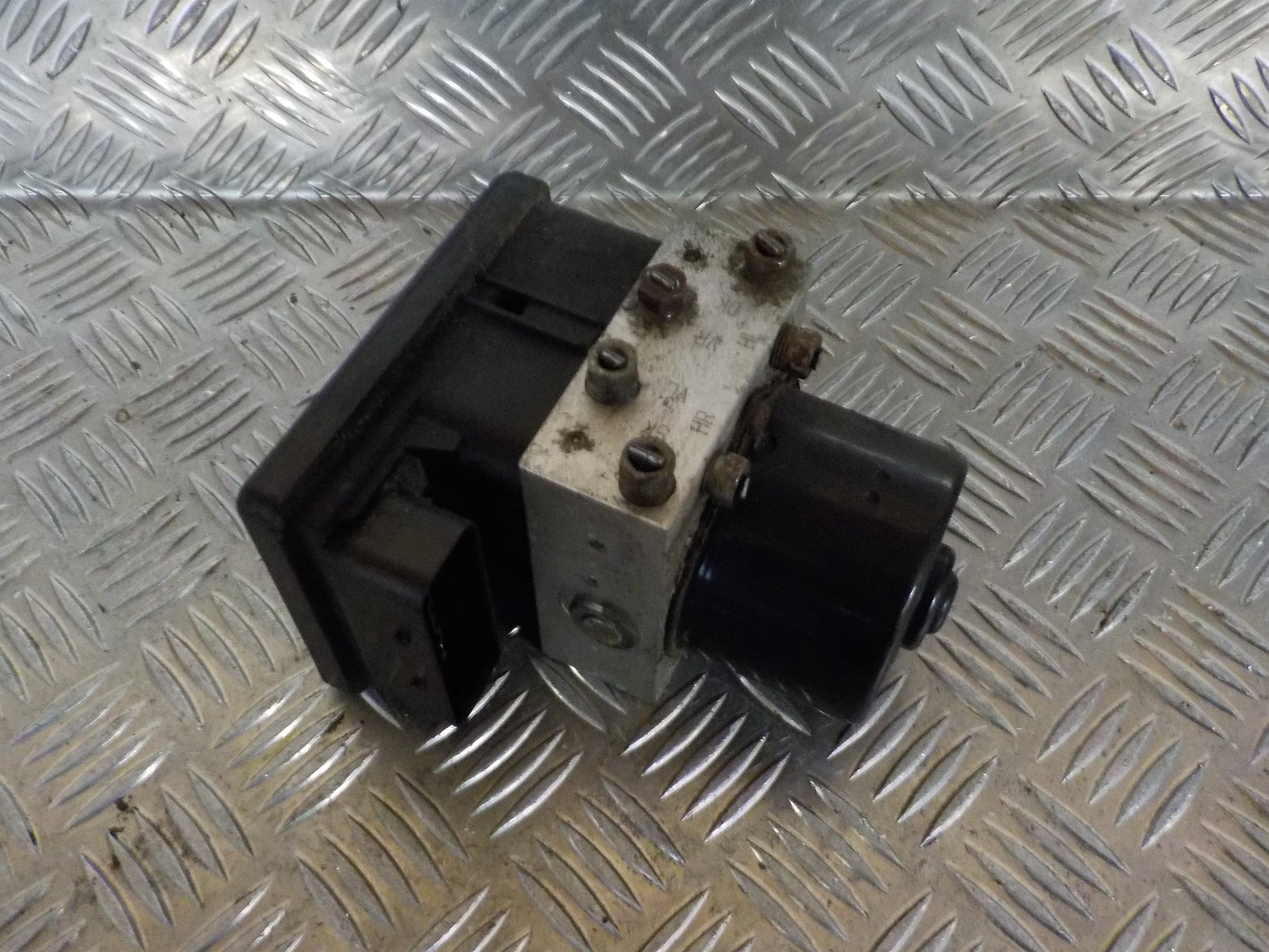 Opel Zafira B Abs Pumpe Med OEM Nr. 13244860BJ Fra Opel Ophugger