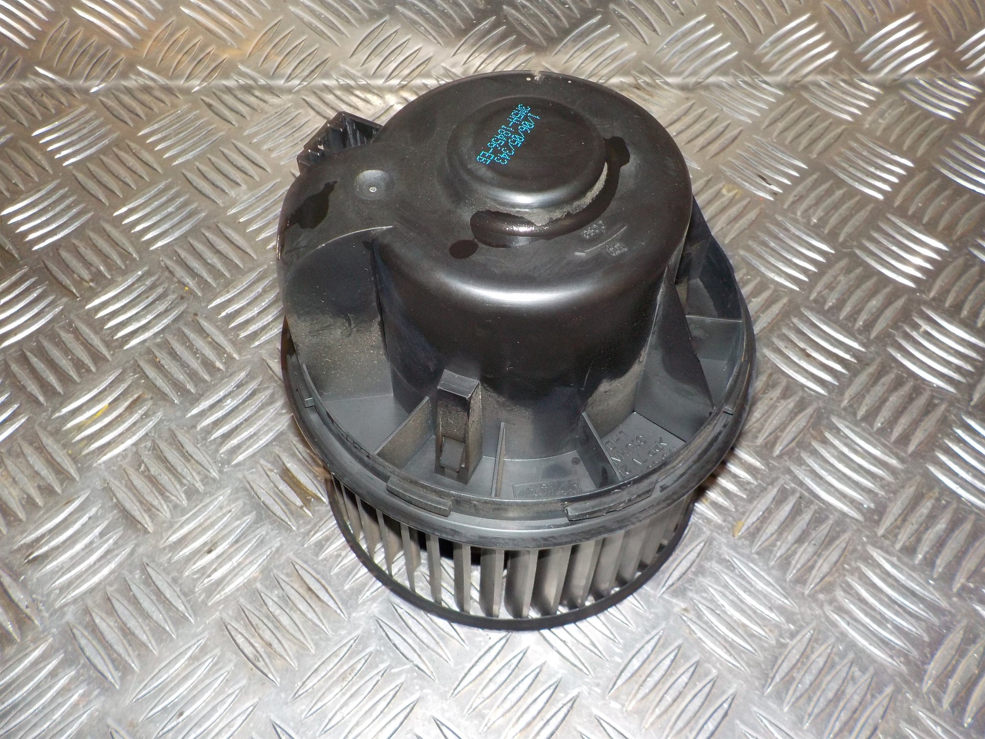 Ford Focus Varmeblæser Med OEM Nr. Ophugger Fra Ford Ophugger