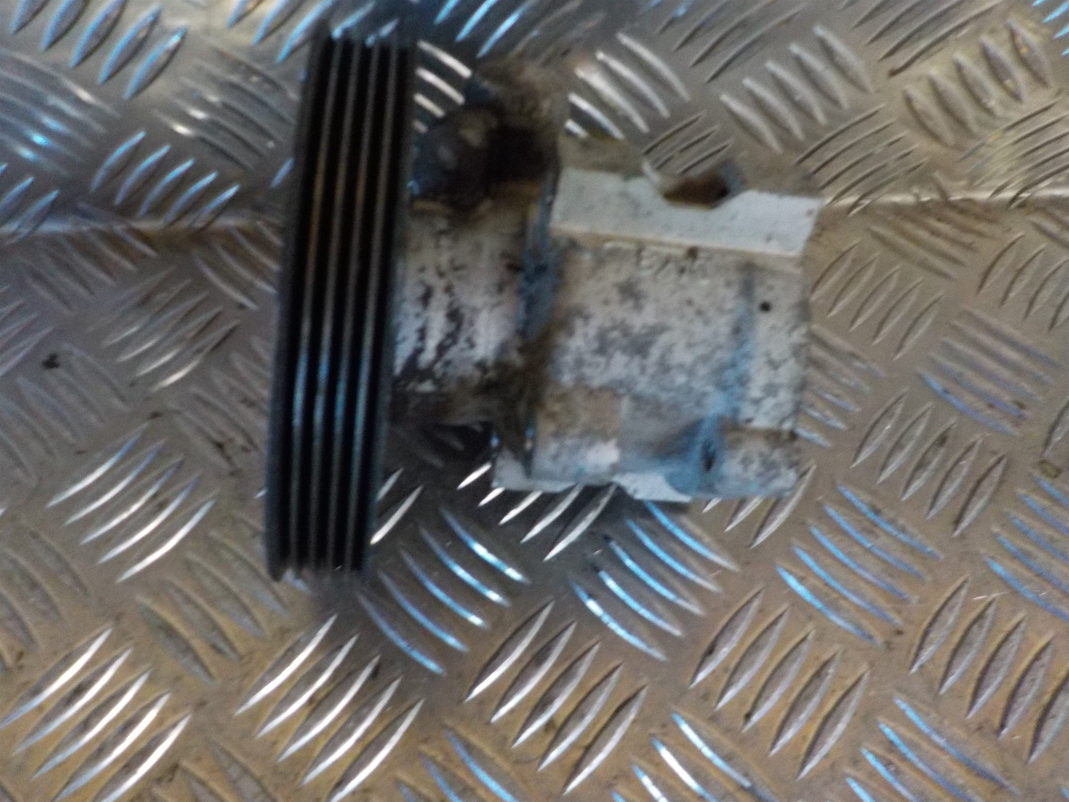 Peugeot 306 Servopumpe Med OEM Nr. Ophugger Fra Peugeot Ophugger