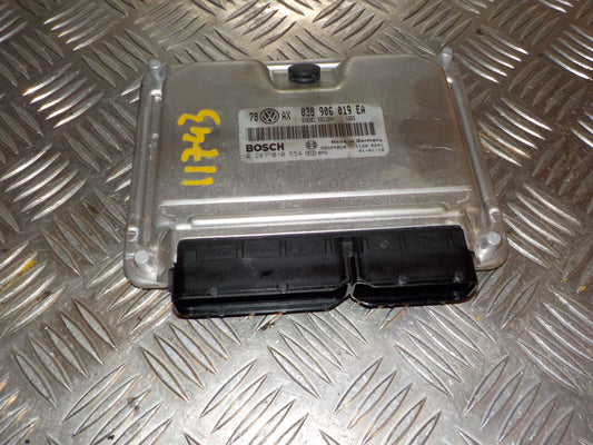 VW Passat 3B Motorstyring - Motorstyreboks - Injection Elboks Med OEM Nr. Ophugger Fra VW Ophugger
