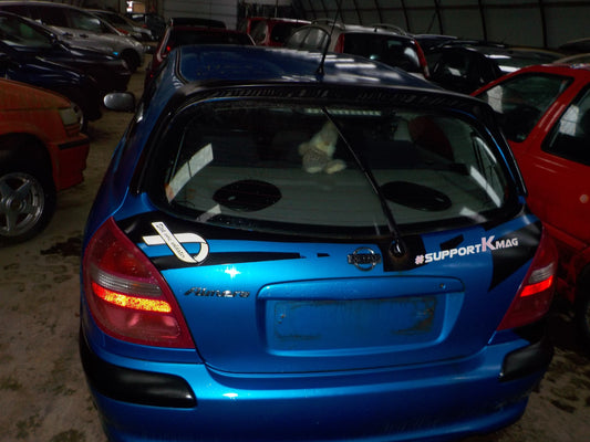 Nissan Almera N16 Pluk-Selv-Bil Med OEM Nr. Ophugger Fra Nissan Ophugger