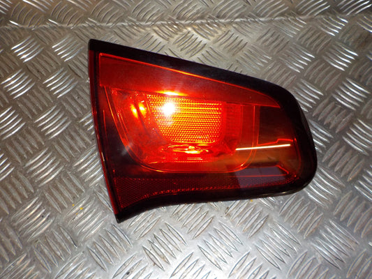 Citroen C3 II Baglygte Med OEM Nr. 9685225580 Fra Citroen Ophugger