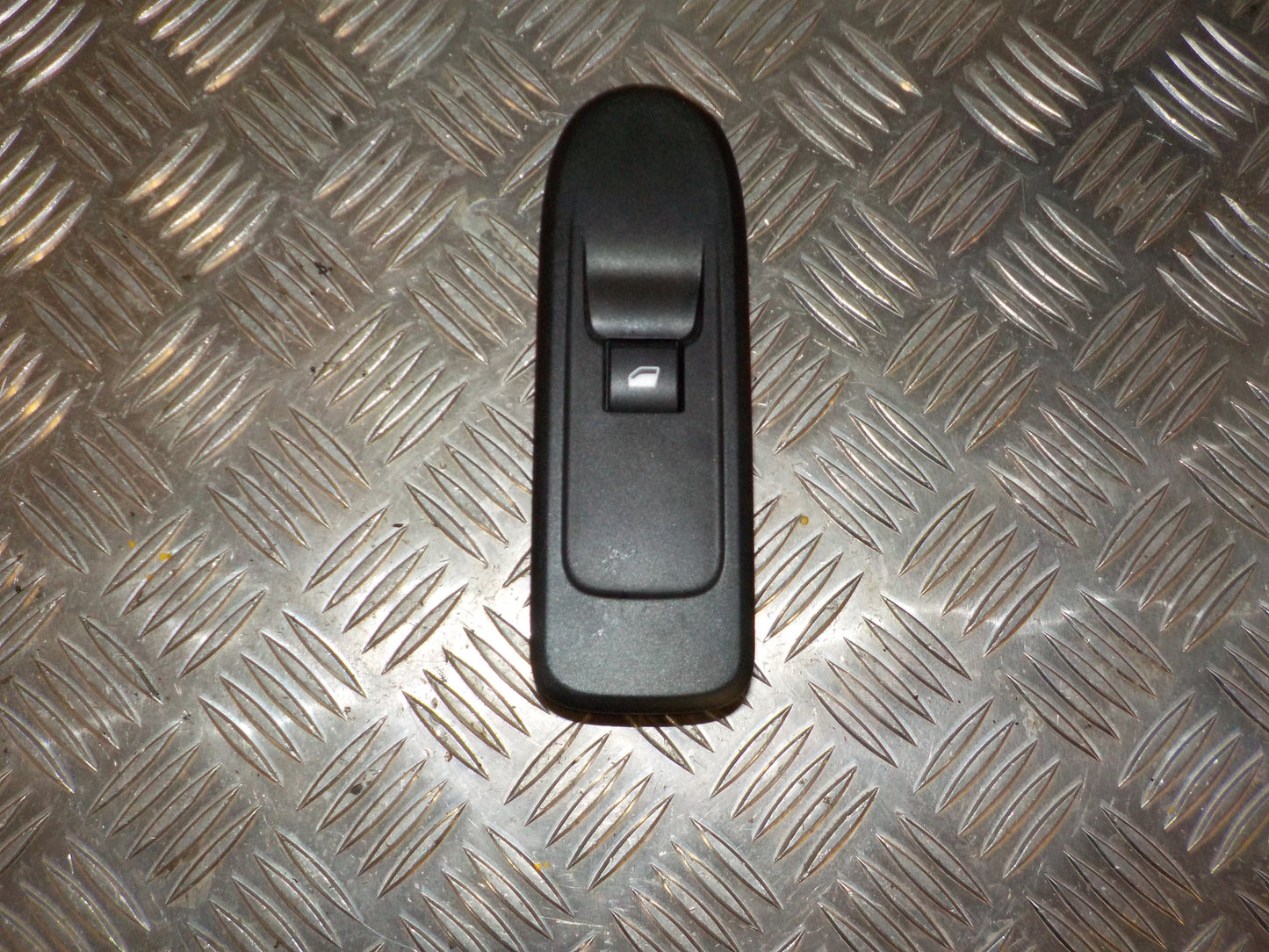 Citroen C3 II Kontakt Rudehejs Med OEM Nr. 966579277ZD Fra Citroen Ophugger