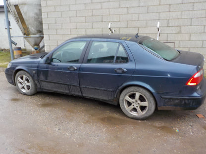 Saab 9‑5 Pluk-Selv-Bil Med OEM Nr. Ophugger Fra Saab Ophugger