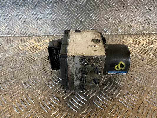 VW Passat 3C Abs Pumpe Med OEM Nr. 3C0914109 Fra VW Ophugger