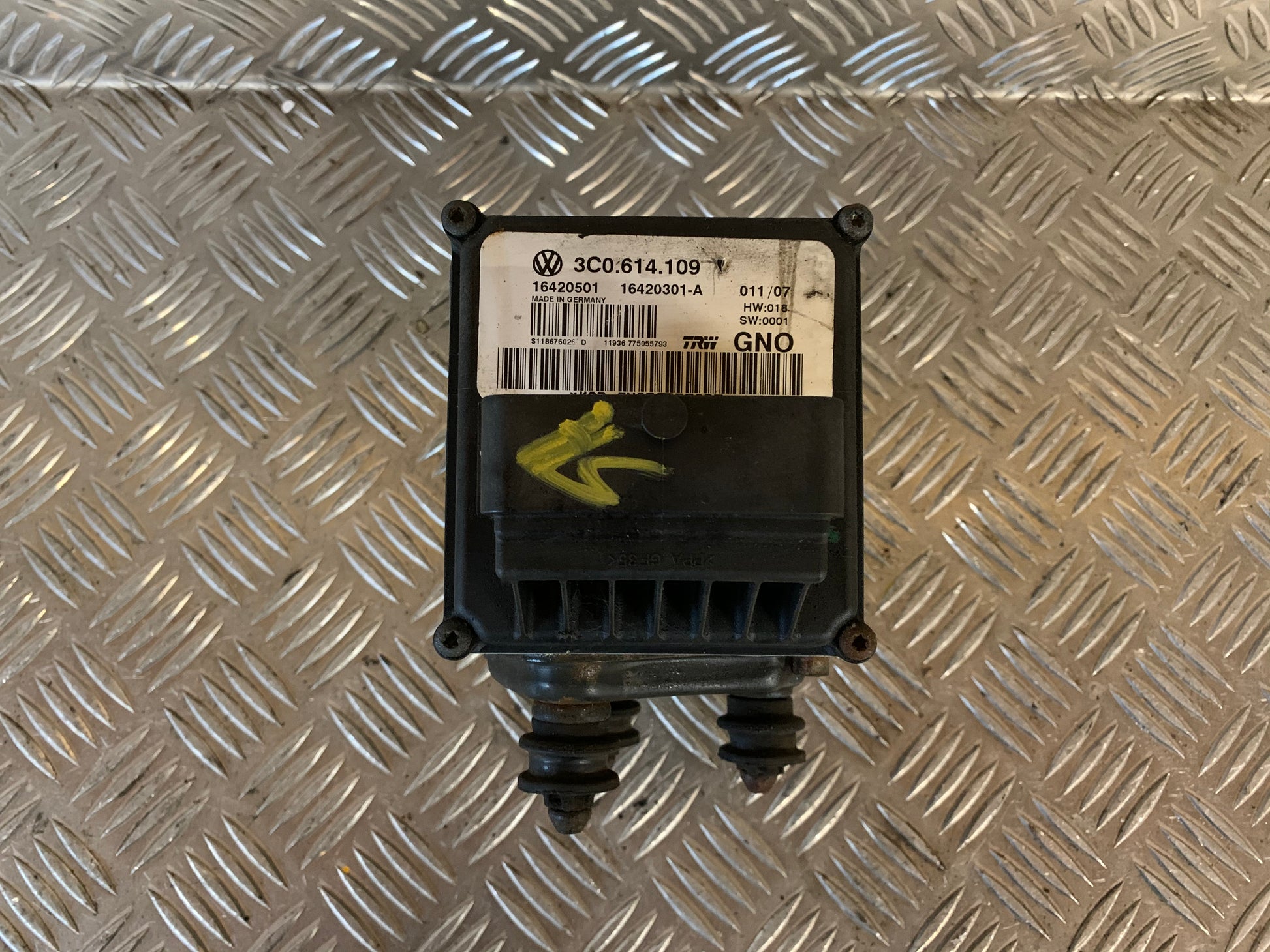 VW Passat 3C Abs Pumpe Med OEM Nr. 3C0914109 Fra VW Ophugger