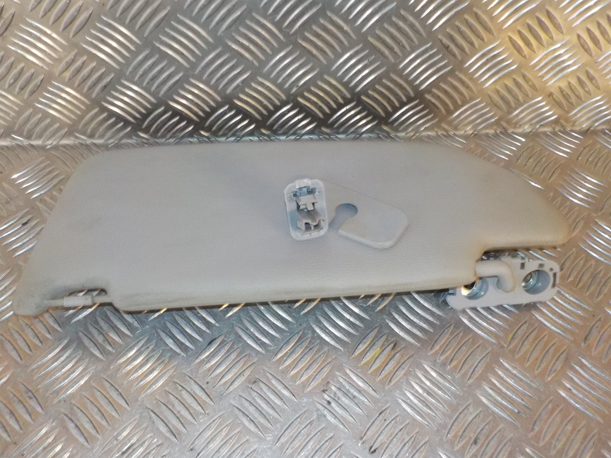 Volvo S60 Solskærm Med OEM Nr. Ophugger Fra Volvo Ophugger