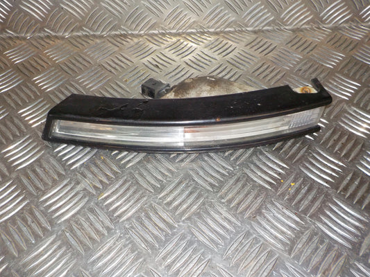 VW Passat 3C Blinklygte For Med OEM Nr. 3C0953041L Fra VW Ophugger
