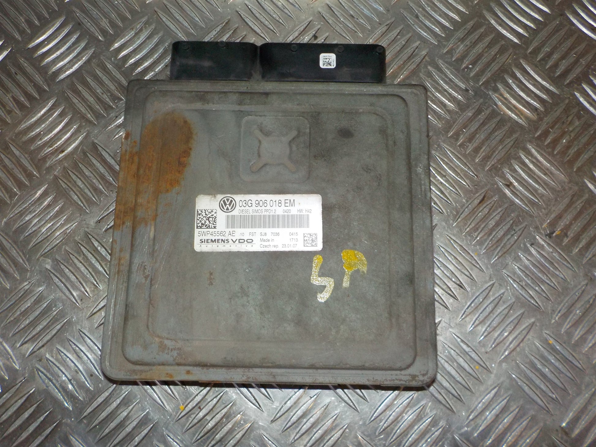VW Passat 3C Motorstyring - Motorstyreboks - Injection Elboks Med OEM Nr. 03G90618EM Fra VW Ophugger