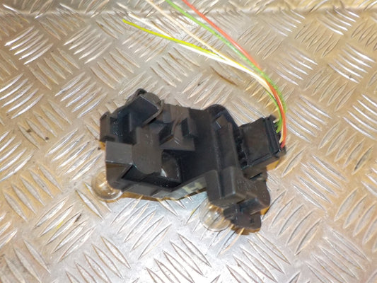 Peugeot 206 Baglygte Med OEM Nr. Ophugger Fra Peugeot Ophugger