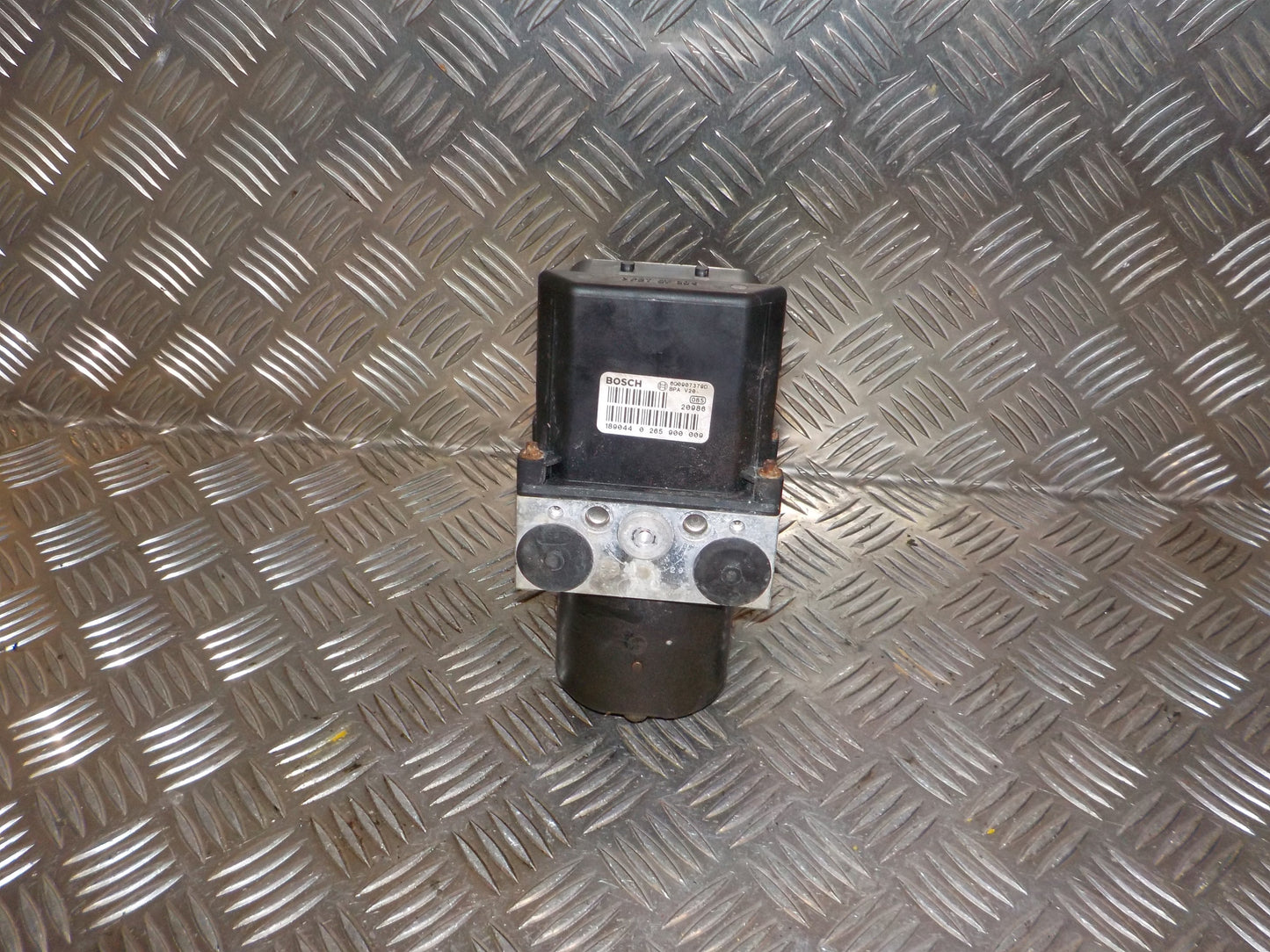 Skoda Fabia Abs Pumpe Med OEM Nr. 0265900009 Fra Skoda Ophugger