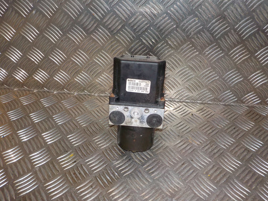 Skoda Fabia Abs Pumpe Med OEM Nr. 0265900009 Fra Skoda Ophugger