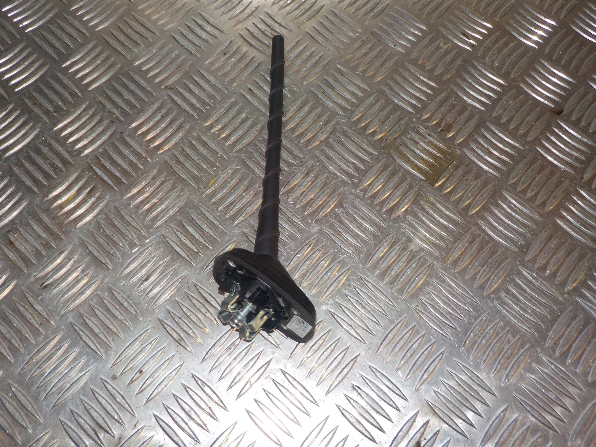VW Polo 6C Antenne Med OEM Nr. 6C0035501 Fra VW Ophugger