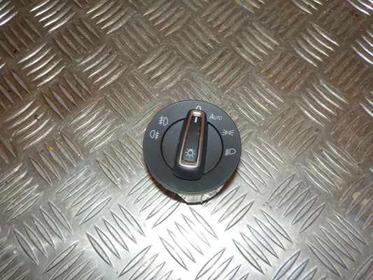 VW Polo 6C Kontakt Lys Med OEM Nr. 5G0941431AFWZU Fra VW Ophugger