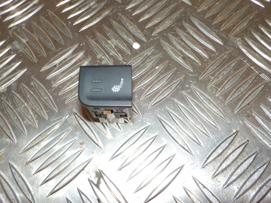 VW Polo 6C Kontakt Sædevarme Med OEM Nr. 6C0963564AWHS Fra VW Ophugger