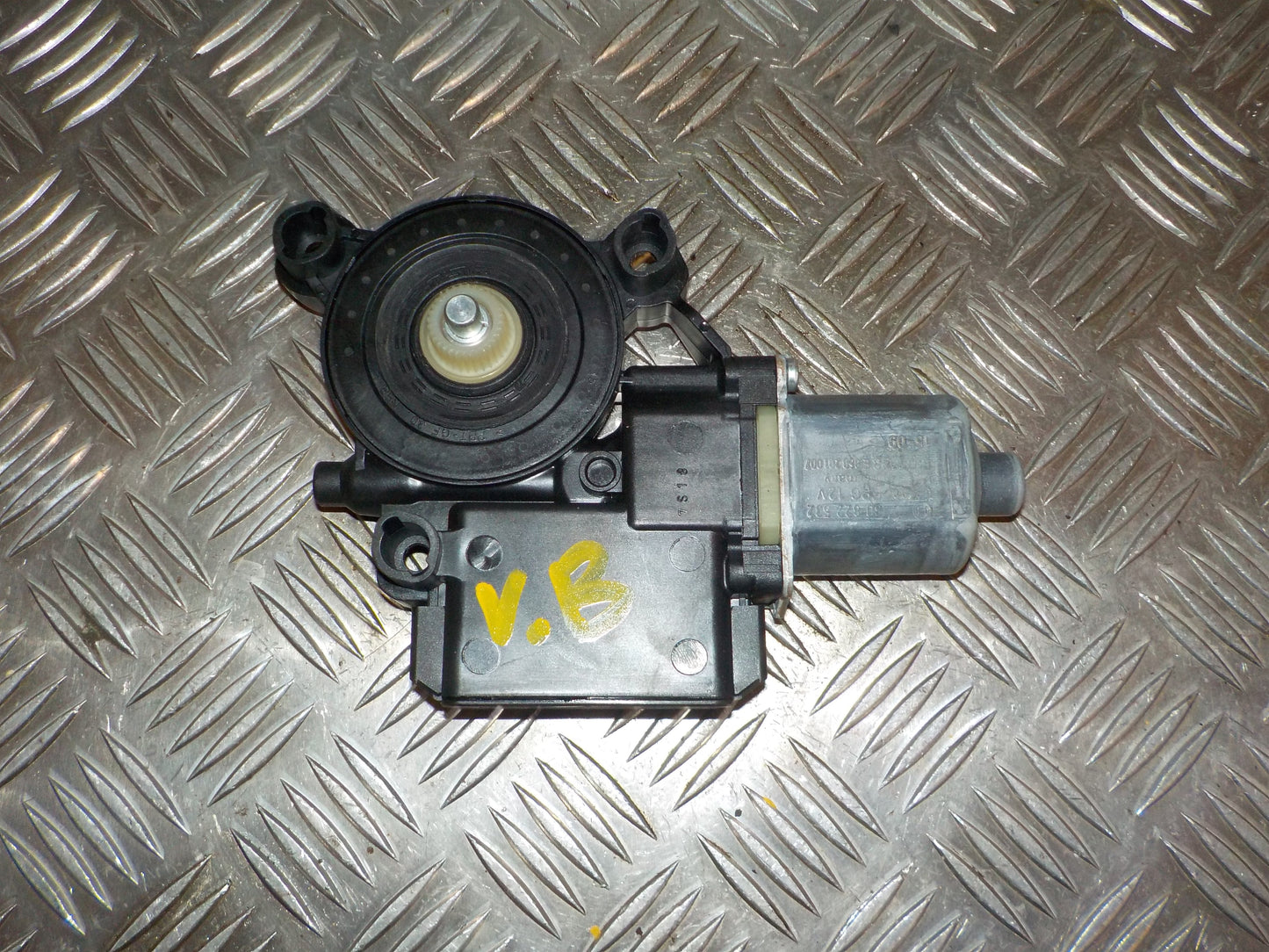 VW Polo 6C Rudemotor - Rudehejs Med OEM Nr. 6R0959811AA Fra VW Ophugger