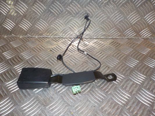 VW Polo 6C Seleholder (/-Lås) Med OEM Nr. 6R4857755AQVZ Fra VW Ophugger