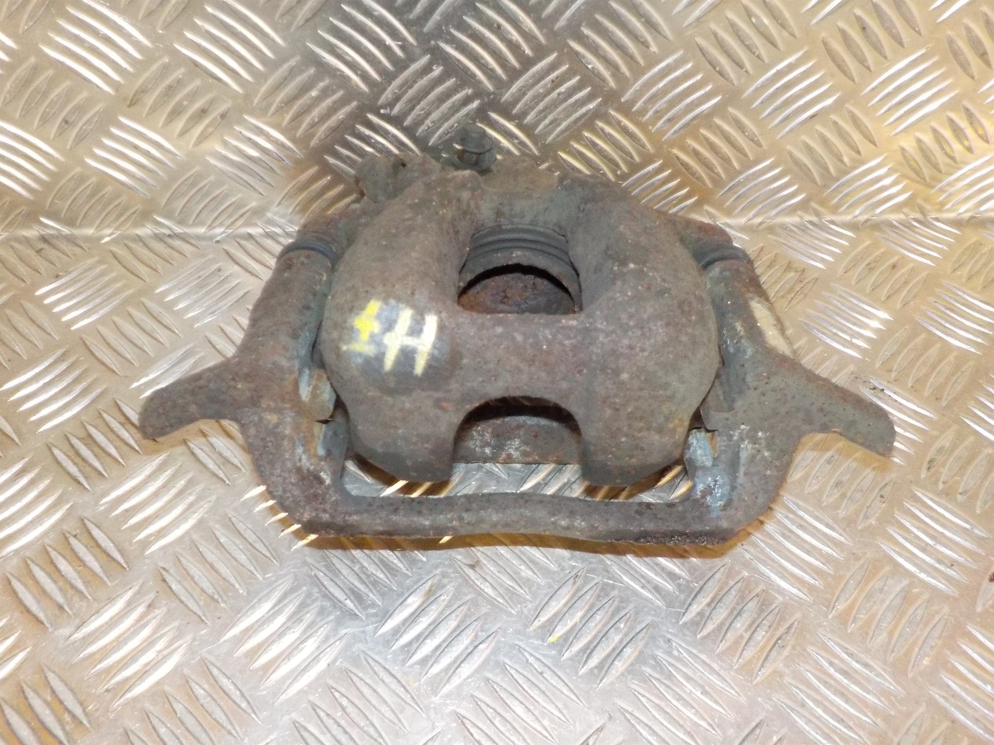 Peugeot 407 Bremsekaliber HF Med OEM Nr. 4401H3 Fra Peugeot Ophugger