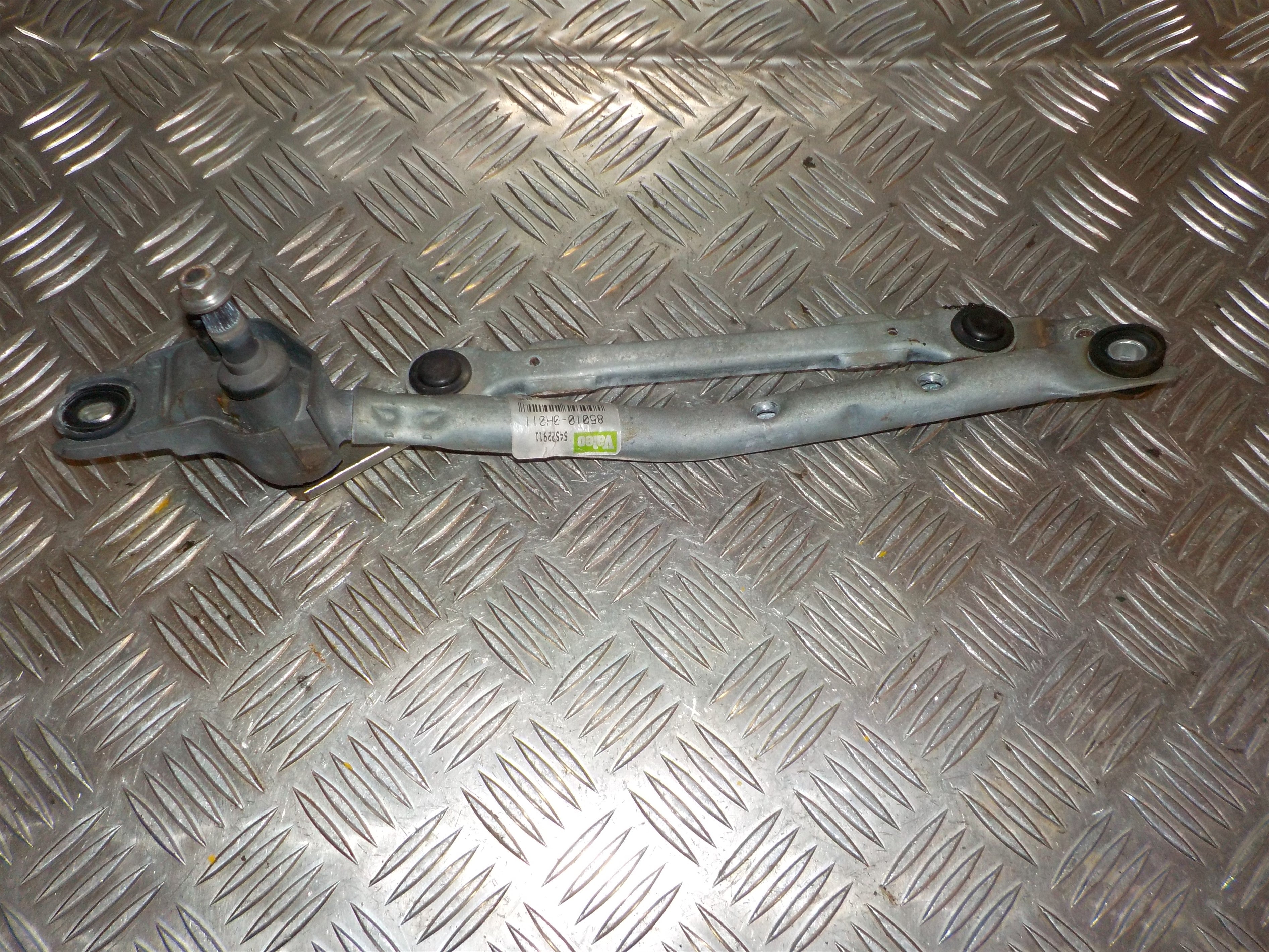 Citroen C1 Viskertræk Med OEM Nr. 850100H011 Fra Citroen Ophugger