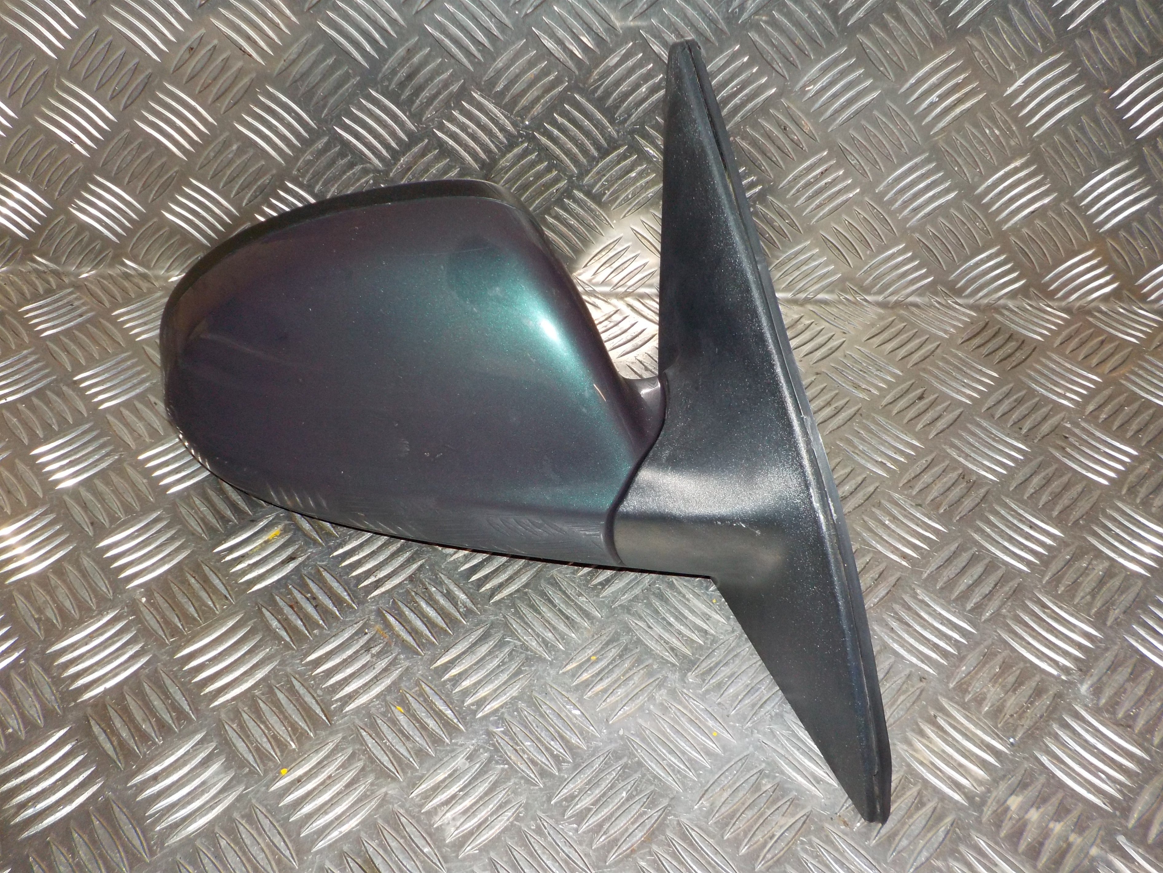 Kia Ceed Sidespejl Med OEM Nr. 876201H150 Fra Kia Ophugger