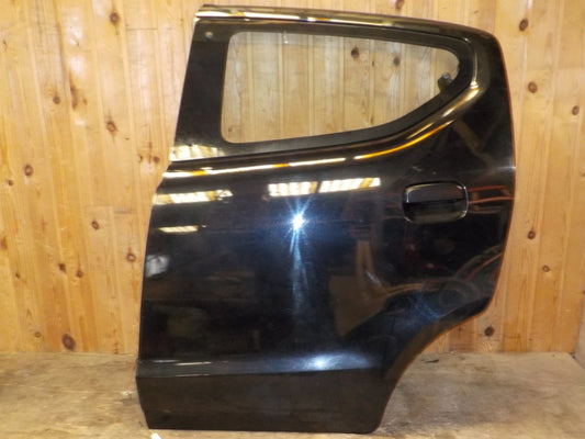Nissan Pixo Bagdør V Med OEM Nr. 821014A00C Fra Nissan Ophugger