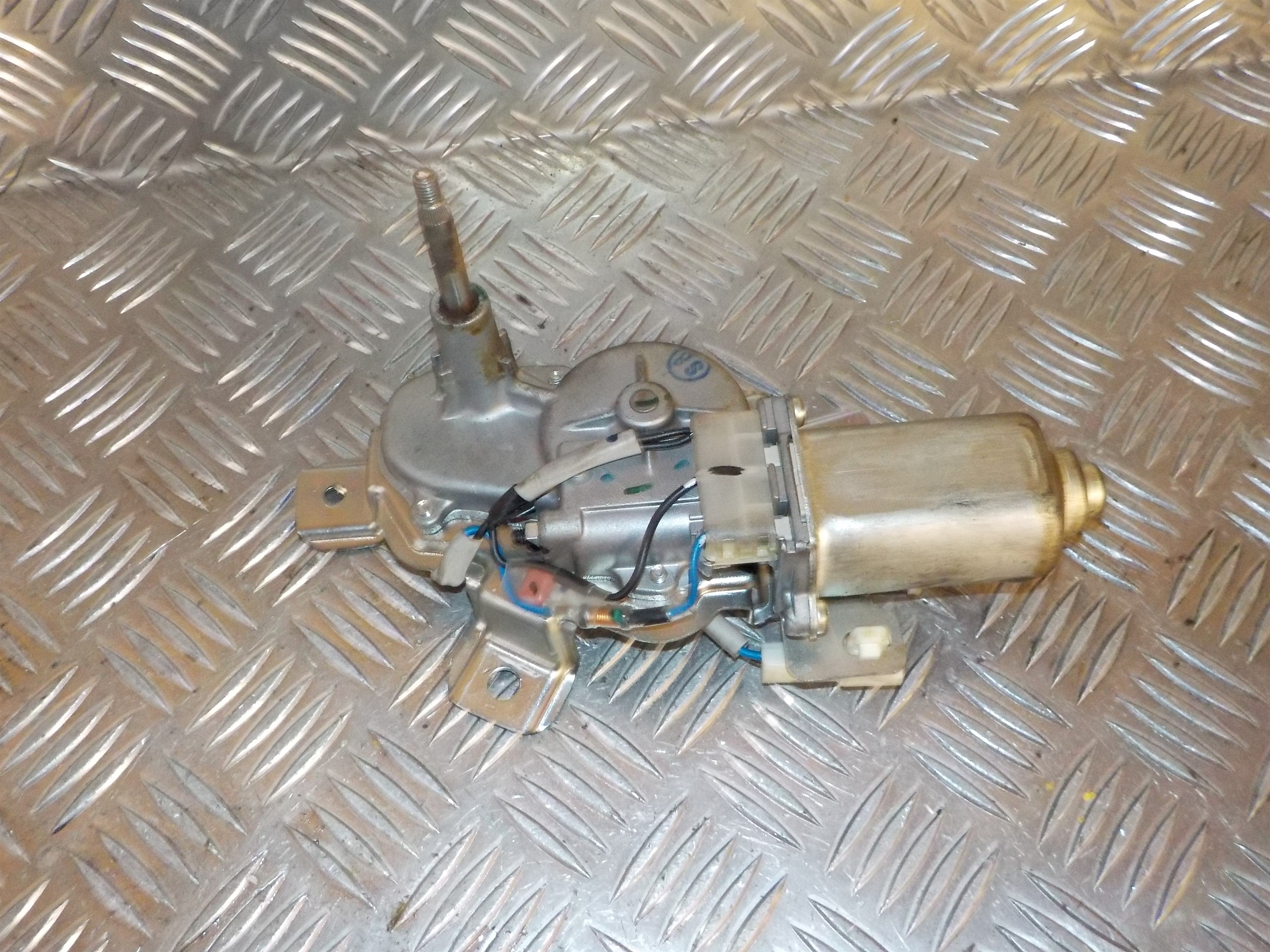 Nissan Pixo Bagrudevisker Motor Med OEM Nr. 287104A00C Fra Nissan Ophugger
