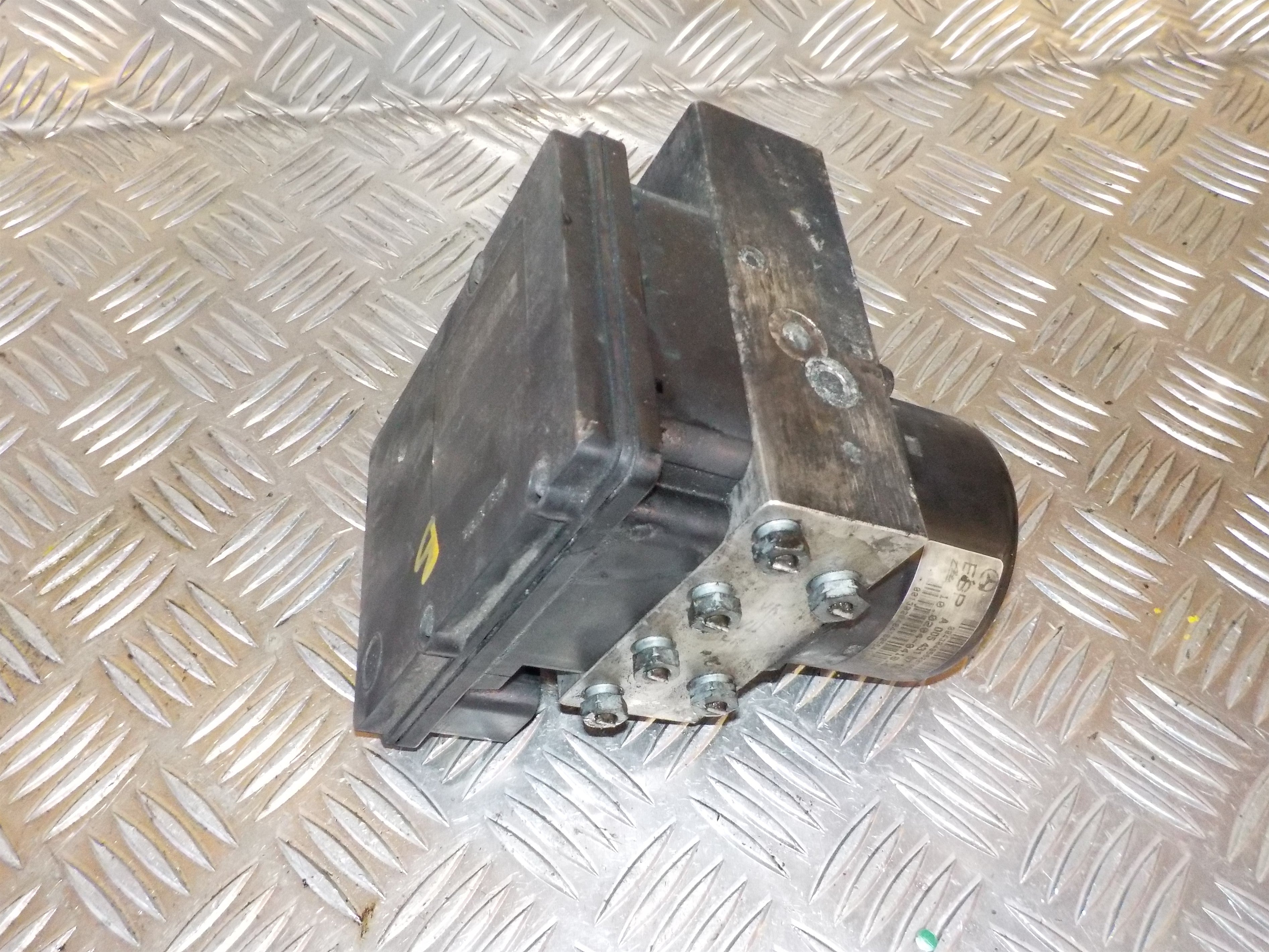 Mercedes C W203 ABS Pumpe Med OEM Nr. A0054310712001 Fra Mercedes Ophugger