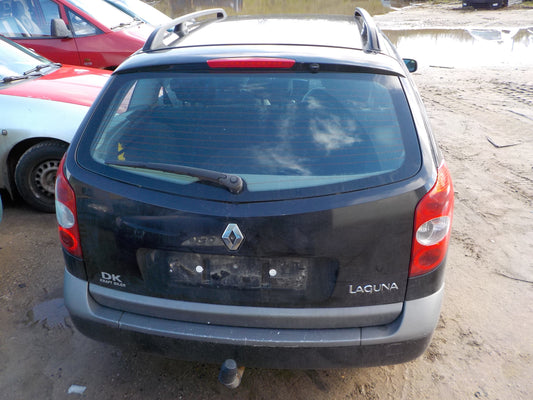 Renault Laguna 2 Pluk-Selv-Bil Med OEM Nr. Ophugger Fra Renault Ophugger