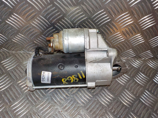 Nissan Primera P12 Starter Med OEM Nr. 0200012 Fra Nissan Ophugger