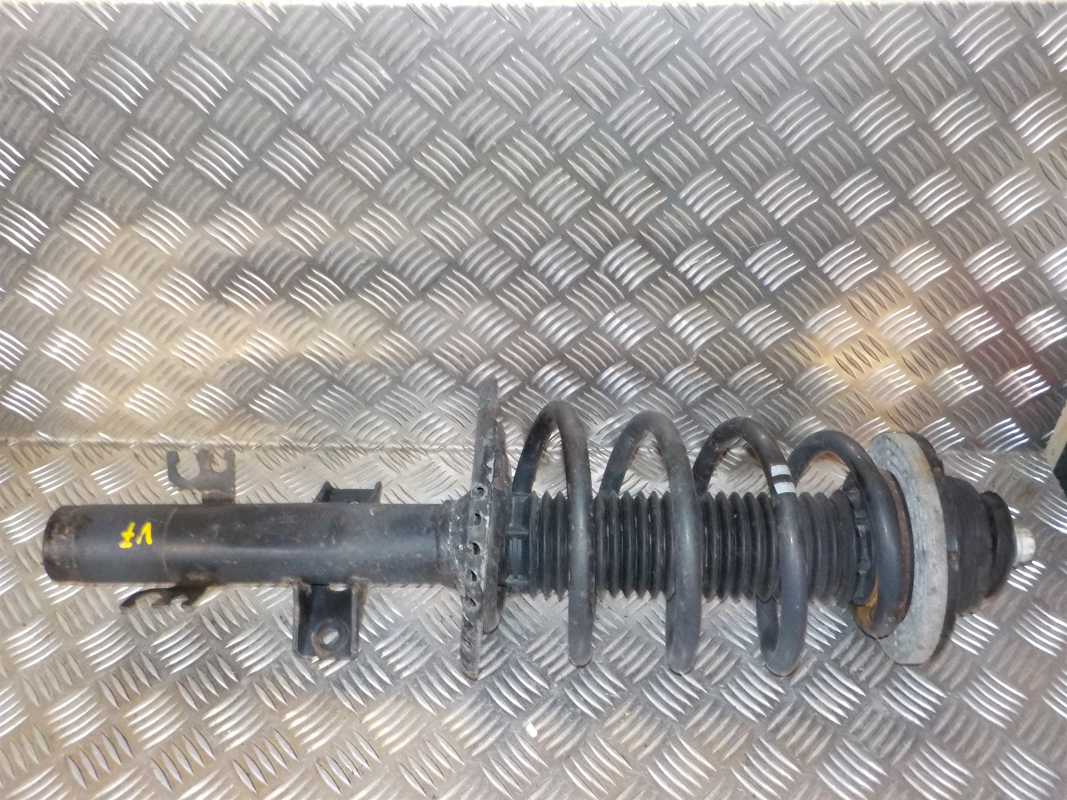 VW Transporter T5 Fjederben For V Med OEM Nr. 7H0413031N Fra VW Ophugger