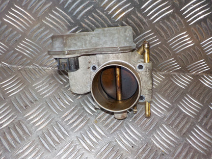 Opel Zafira A Spjældhus Med OEM Nr. Ophugger Fra Opel Ophugger